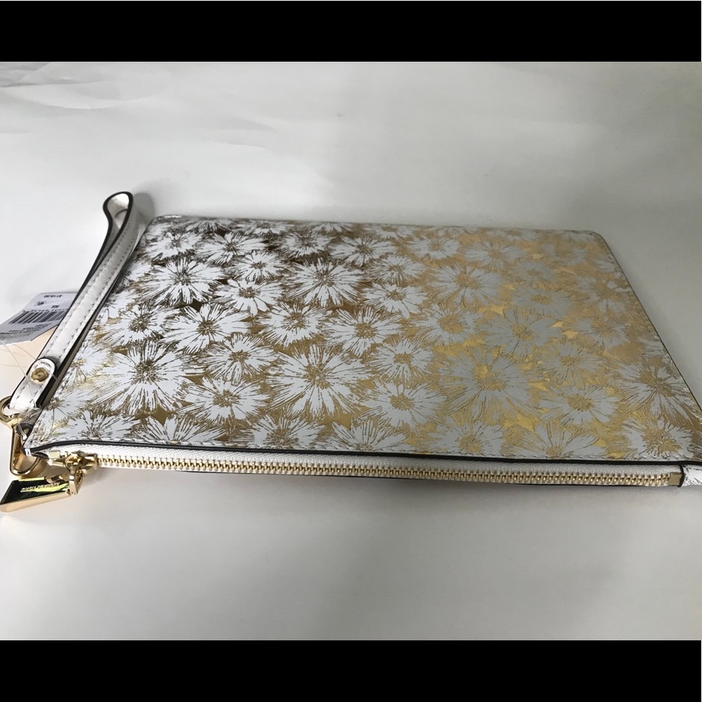 MICHAEL Michael Kors Medium Zip Wristlet - Picture 4 of 8